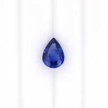 Load image into Gallery viewer, 1.58ct Natural Blue Sapphire.
