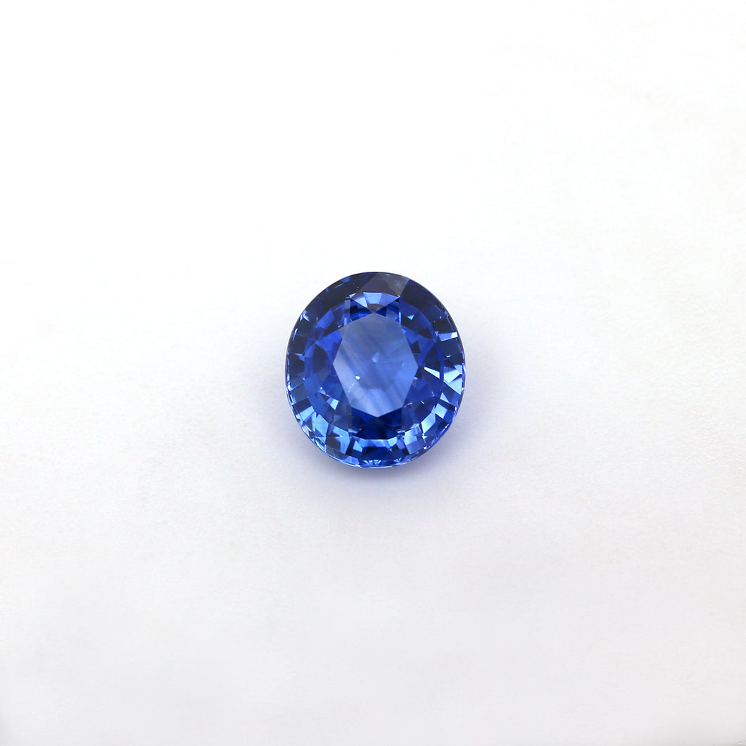 2.22ct Natural Blue Sapphire.