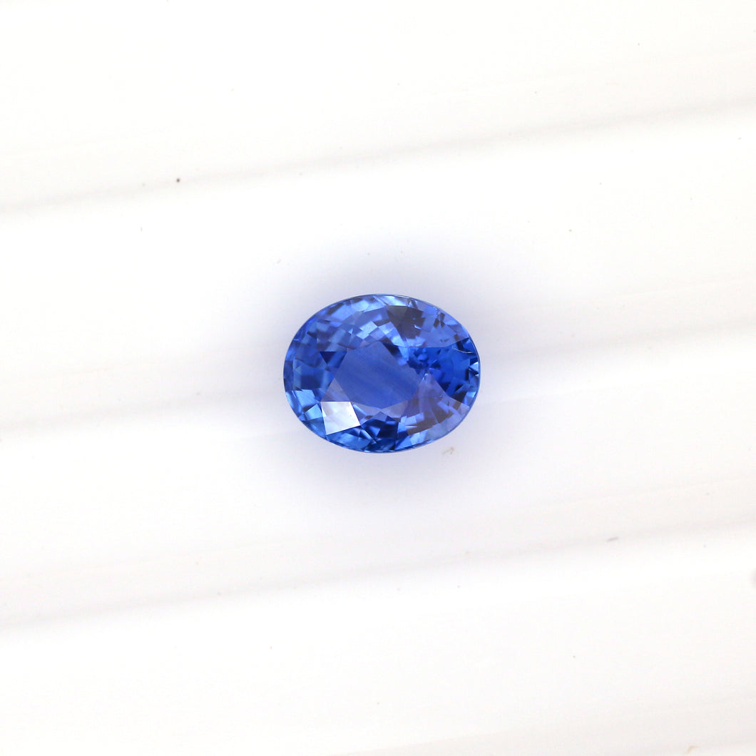 2.69ct Natural Blue Sapphire.