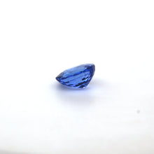 Load image into Gallery viewer, 2.69ct Natural Blue Sapphire.
