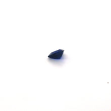 Load image into Gallery viewer, 2.10cts Natural Blue Sapphire.
