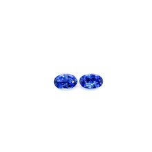 Load image into Gallery viewer, Natural Blue Sapphire Pair 1.18carat
