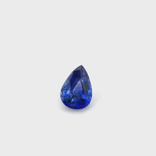 Load and play video in Gallery viewer, 1.39 carat Natural Cournflower Blue Sappphire
