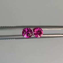 Load image into Gallery viewer, 1.55 carats One Pair of Natural Round Ruby.
