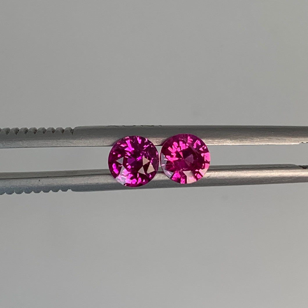 1.55 carats One Pair of Natural Round Ruby.