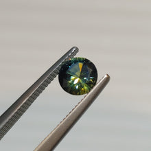 Load image into Gallery viewer, 0.71ct Natural Parti Sapphire
