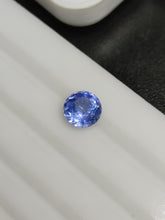 Load image into Gallery viewer, Round Natural Blue Sapphire Per Carat
