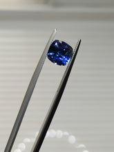 Load image into Gallery viewer, 3.50ct Natural Blue Sapphire

