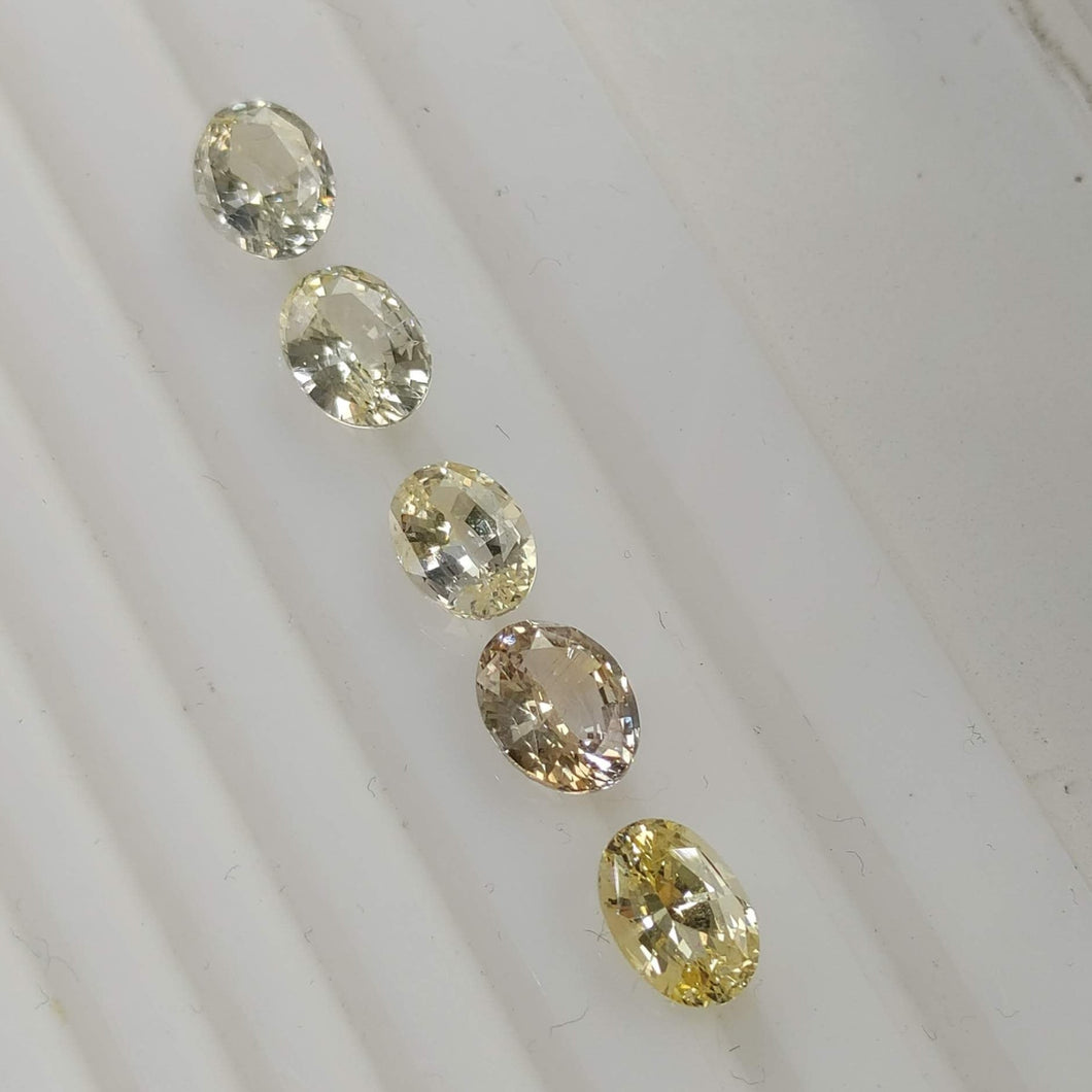 Natural Oval Yellow Sapphire Per Stone