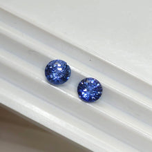 Load image into Gallery viewer, 1.64ct 1 Pair of Natural Blue Sapphire
