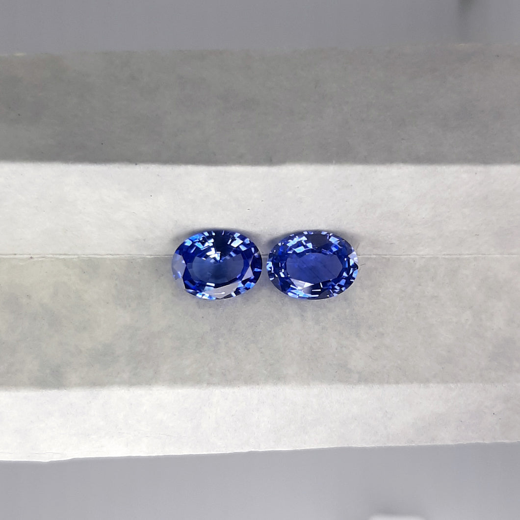 3.87ct Natural  Blue Sapphire 9x7mm oval shape