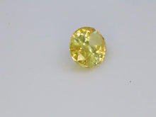 Load and play video in Gallery viewer, 2.16 ct Natural Unheaetd Yellow Sapphire
