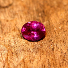 Load image into Gallery viewer, 1.22ct Natural Pink Sapphire.
