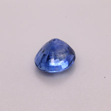 Load image into Gallery viewer, 4.09 ct Natural  Blue Sapphire.
