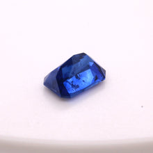Load image into Gallery viewer, 5.76 ct  Natural  Blue Sapphire
