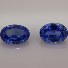 Load image into Gallery viewer, 4.39 ct Natural Blue Sapphire Pair
