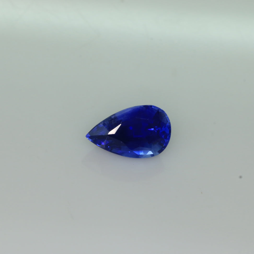 3.90 ct Natural  Blue Sapphire