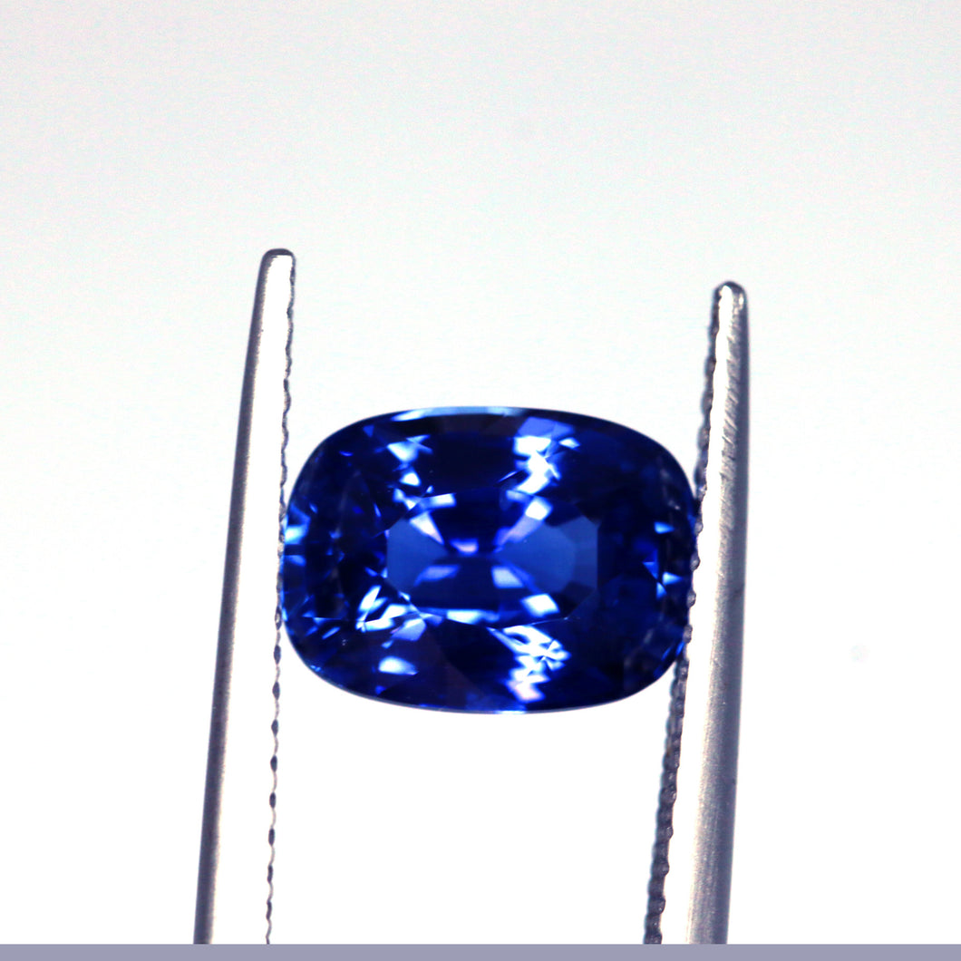 3.58ct Natural Blue Sapphire