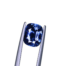 Load image into Gallery viewer, 3.83ct Natural  Blue Sapphire
