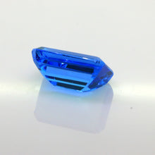 Load image into Gallery viewer, 43.46 Ct Natural Blue Topaz
