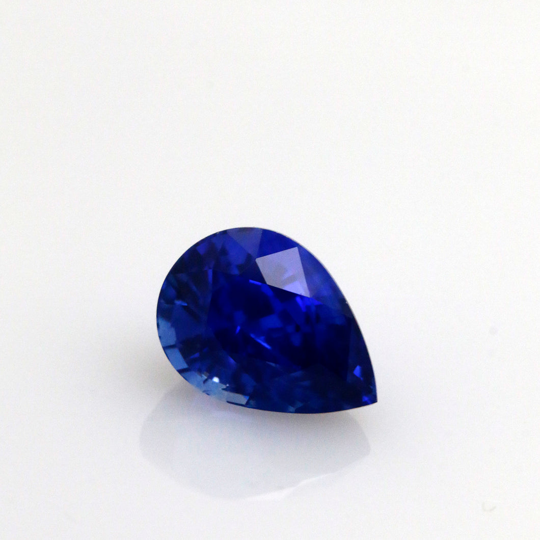 2.37ct Natural Blue Sapphire.