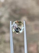 Load image into Gallery viewer, 1.99ct Natural Round Yellow Sapphire
