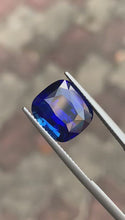 Load and play video in Gallery viewer, 10.00ct Natural Cushion Blue Sapphire.
