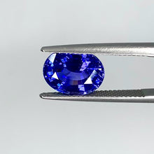 Load and play video in Gallery viewer, 6.11ct Natural  Blue Sapphire
